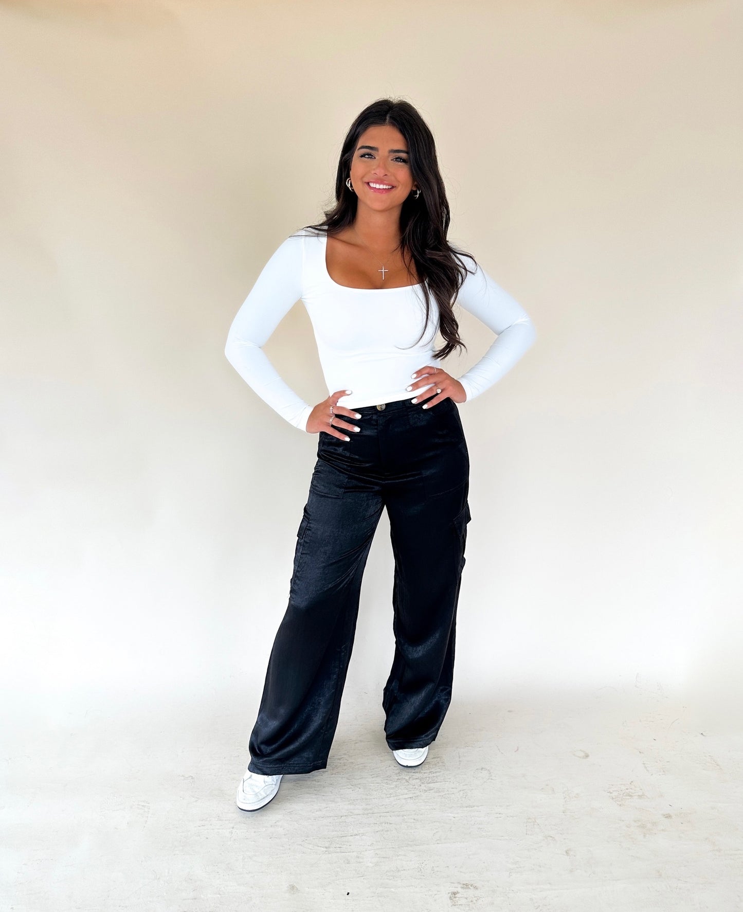 Avery Wide-Leg Cargo Pants